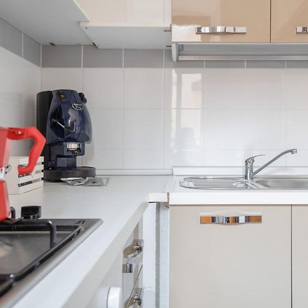 Suite Foscolo, In Piazza A Τεργέστη Εξωτερικό φωτογραφία